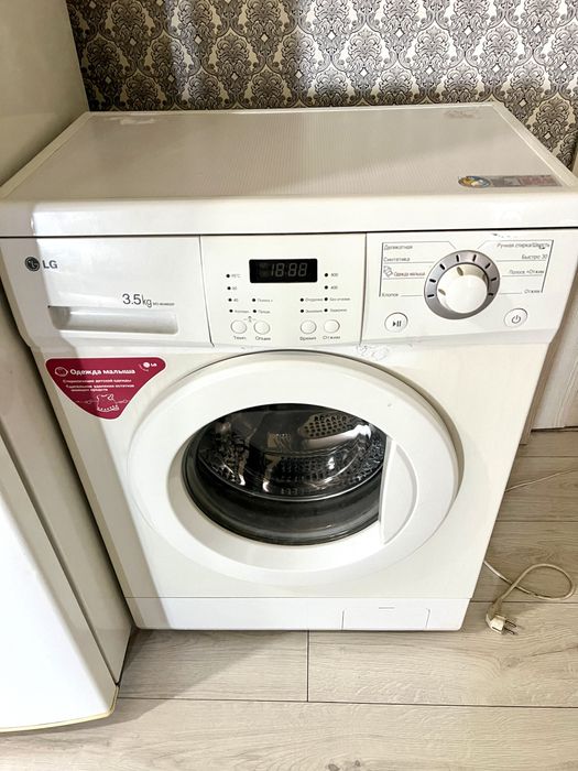 Продам Холодильник Машинку