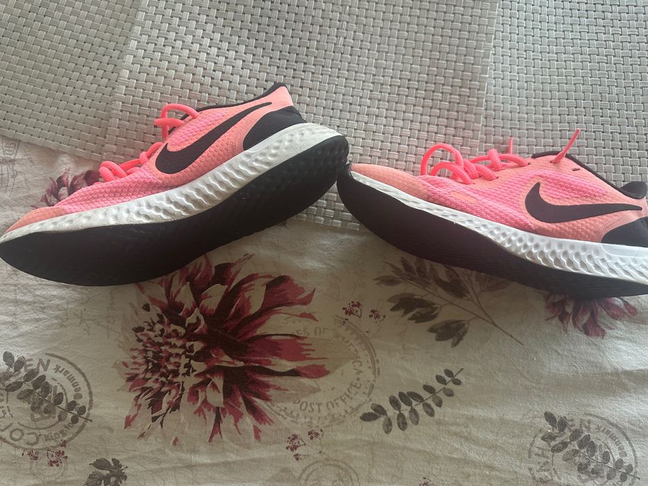 Маратонки Найк 36