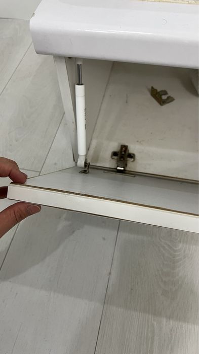 Тумба с раковиной со сместителем