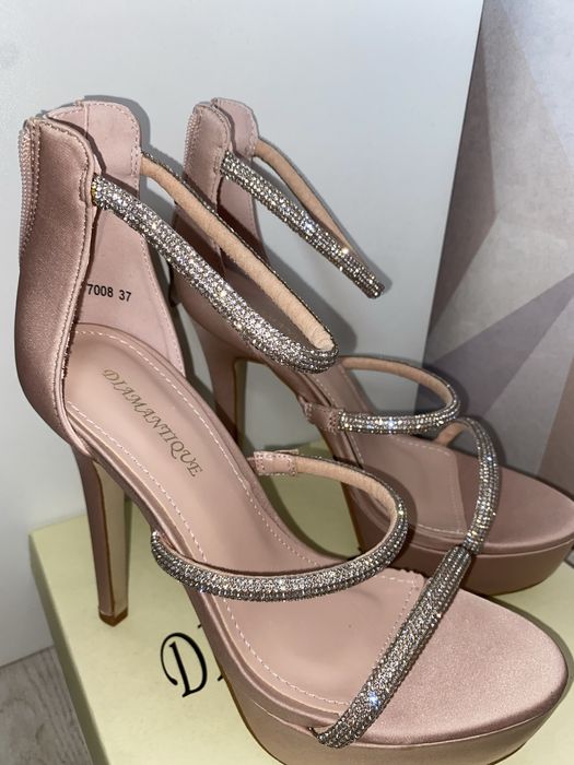 Нови официални обувки