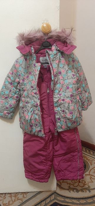 Зимний комбинезон для девочки