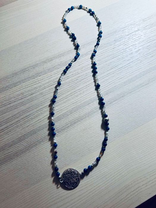 Колиета  ръчно изработени с камъни