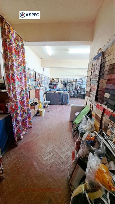 Продава се Склад в Плевен, Индустриална зона - Запад - 94 кв.м за 1043 €/кв.м - Снимка #2