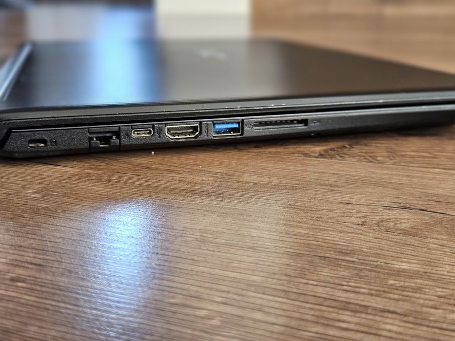 Vand laptop Acer gaming Intel i3 7th, SSD 256GB Nvme, 8GB DDR4, 2 placi video, 15.6 Led fullhd,Win11, usb c