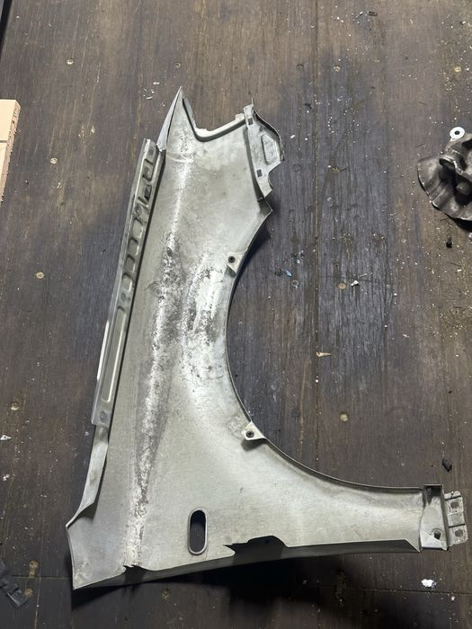 Крыло Volksvagen passat b5 левое