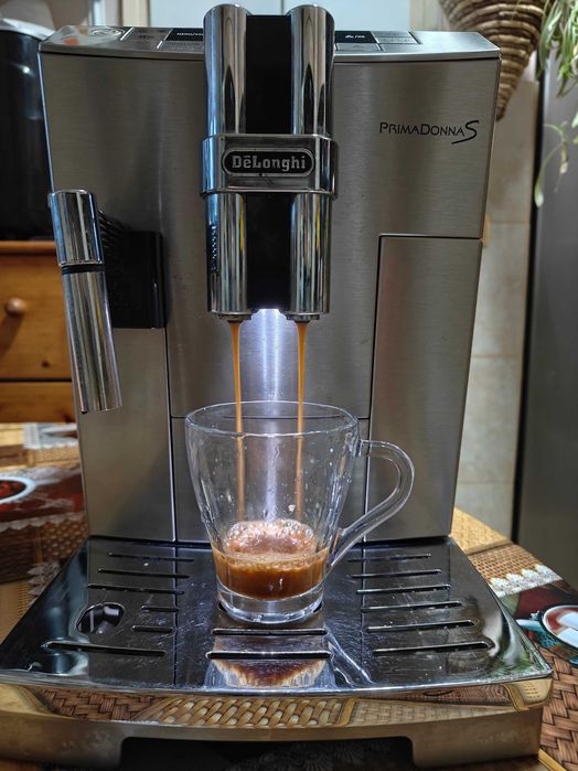 de vanzare Delonghi PrimaDonna S