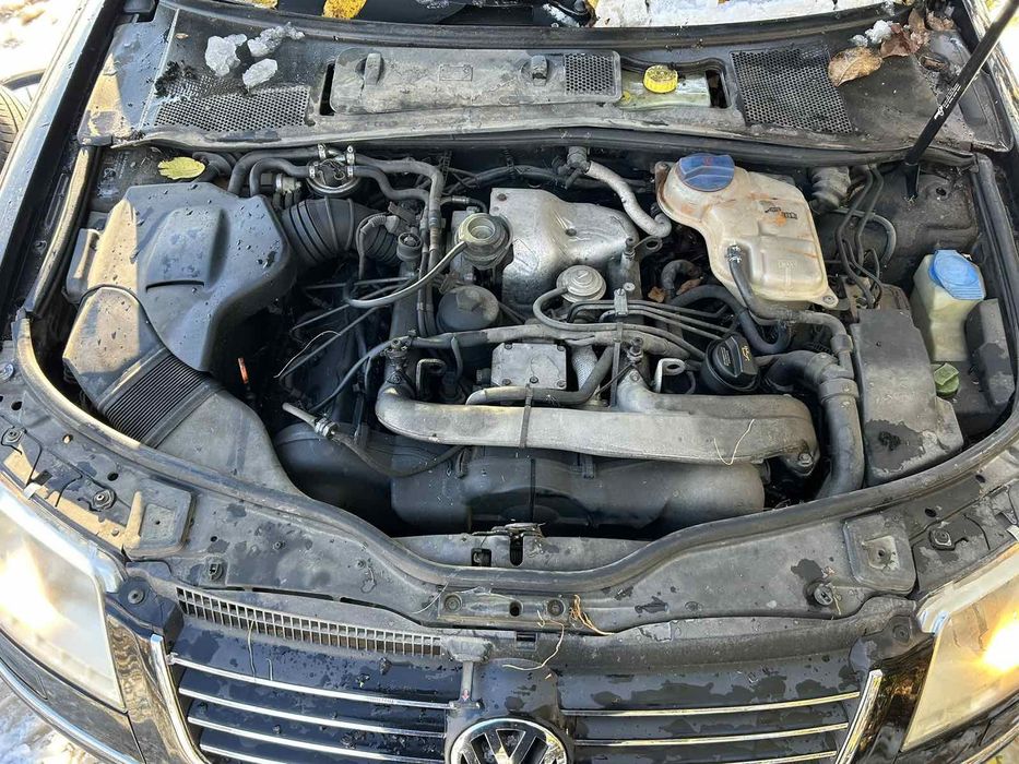 Фолксваген Пасат Б5.5 2.5 тди 180 коня автомат 4х4 Италиански на части