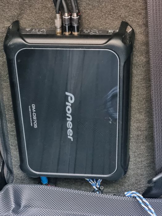 Pioneer GM-D9705