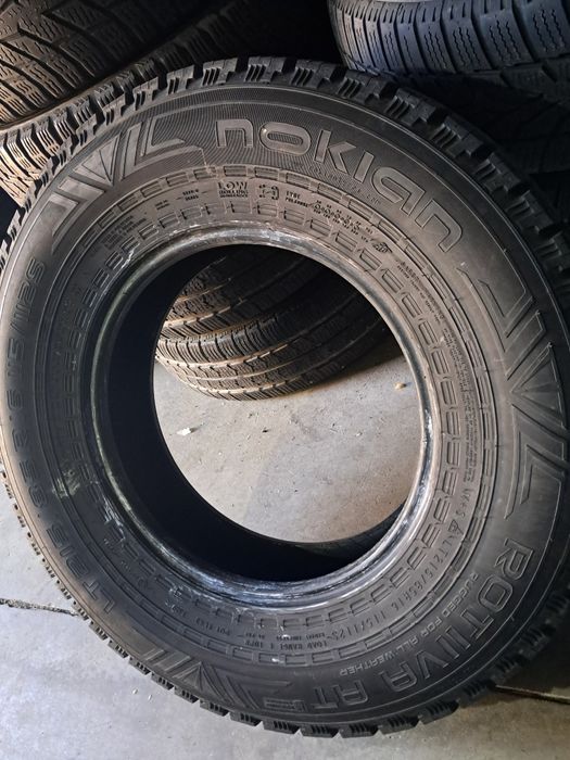 Anvelope second iarna 215 85 R16 Nokian All Season