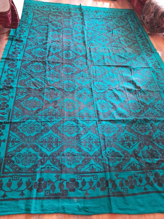 Ръчно тъкано покривало за диван , спалня