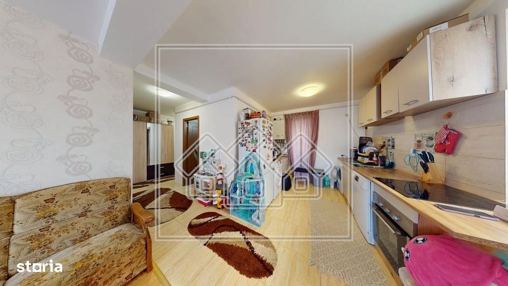 Apartament mobilat, 2 camere, 2 balcoane, loc de parcare -T. Ricci