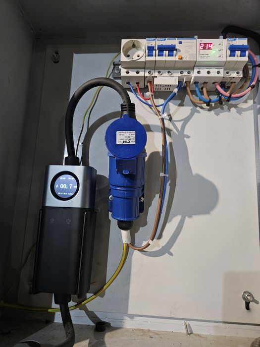 В наличии, 7 кВт-220V зарядное устройство для электромобилей.