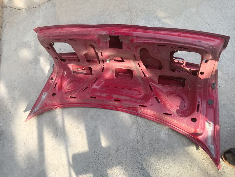 Ауди 80 бочка багажник