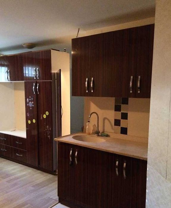 Дава се под наем Двустаен апартамент в Бургас, Възраждане - 50 кв.м за 100 € - Снимка #3