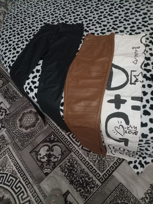 Модная одежда новые все по 3000.