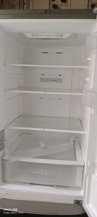 Продаеться холодильник LG