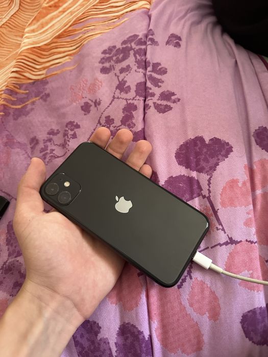 Vand iphone 11 in stare foarte buna