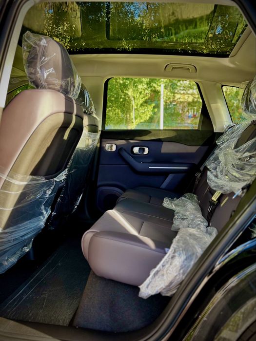 2026-model Leapmotor C10 Gibrit