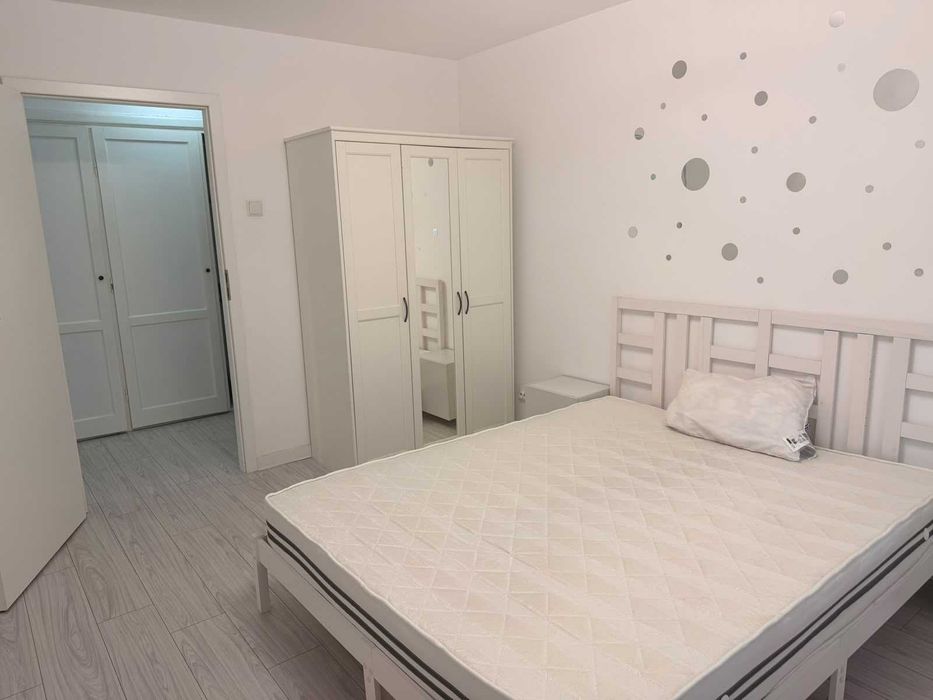 Inchiriez apartament 3 camere/ 20m METROU GORJULUI