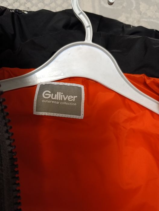 Продам куртку на девочку