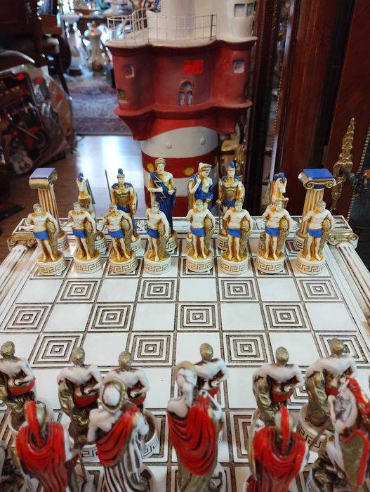 Гранитен шах с древногръцки мотиви - Зевс и Хера