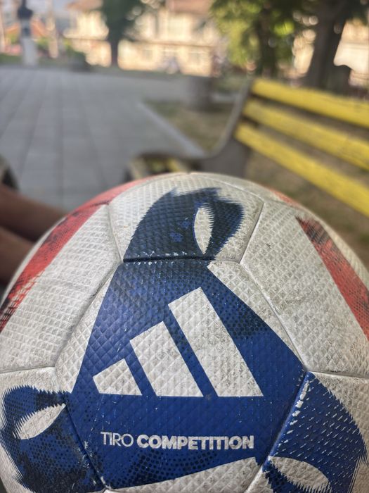 Професионална топка adidas