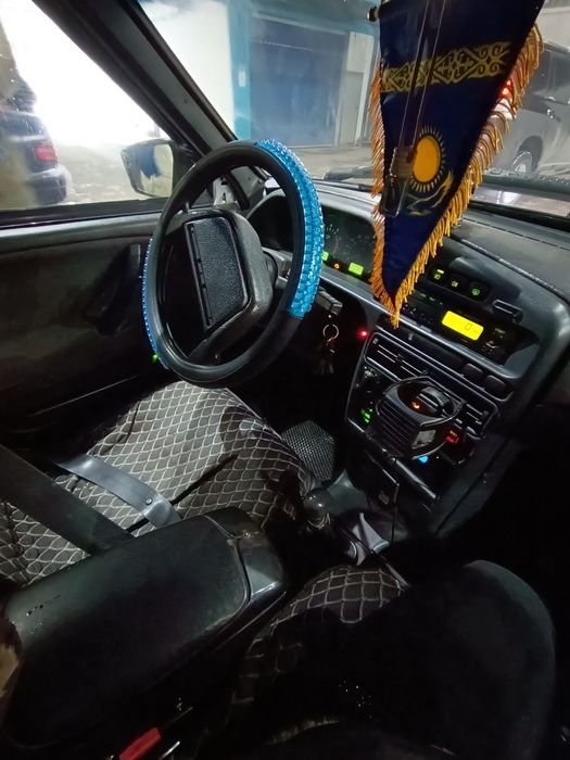 Продам машину на активном ходу .