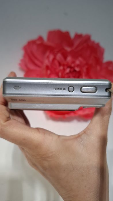 Компактен дигитален фотоапарат камера Sony S730