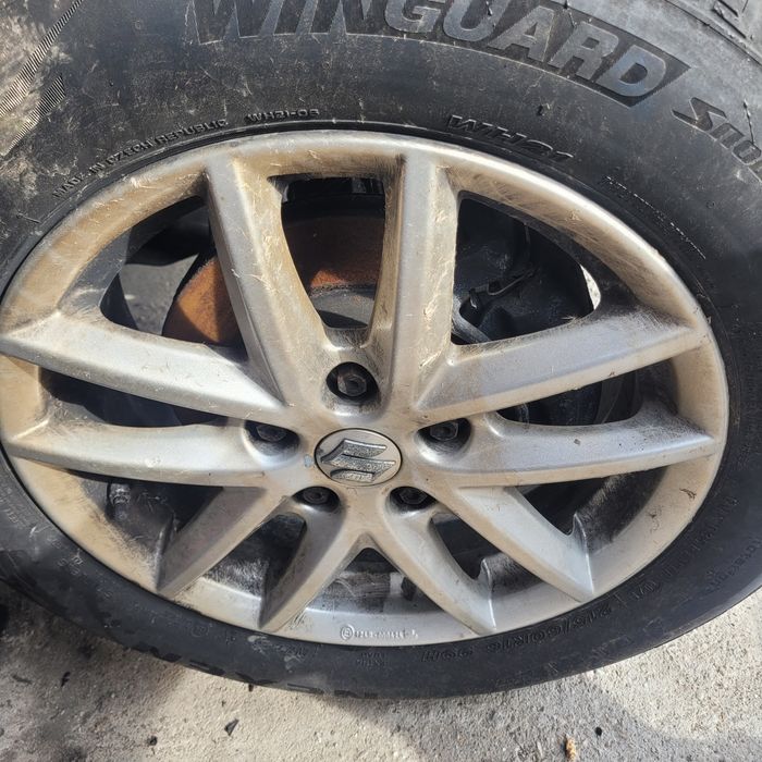 Ляти джанти  с гуми за сузуки scros