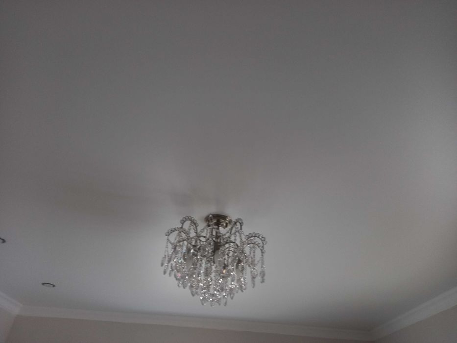 Люстра пятирожковая