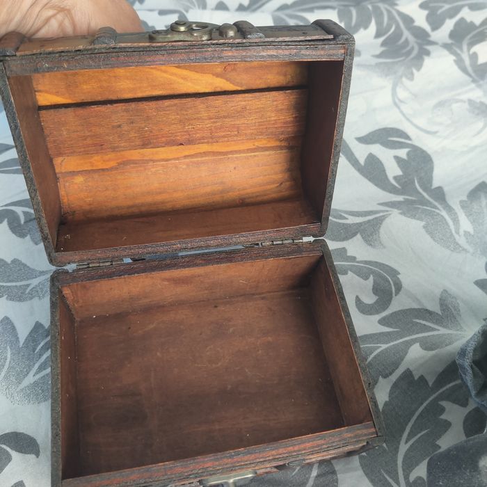 Дървена от много години