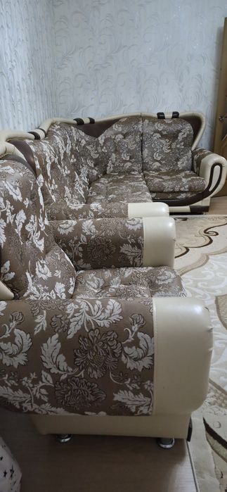 Продам угловой диван