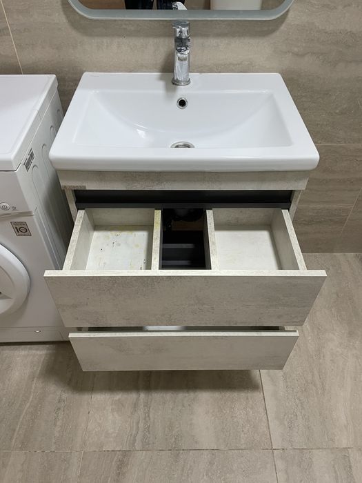 Раковина с тумбой