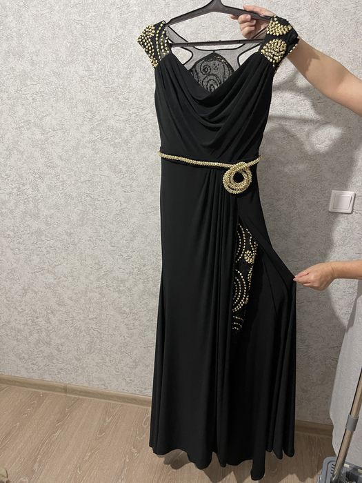 Шикарное вечернее платье за 15к