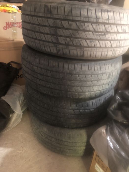 Продам шины 245/50Р20 Bridgestone