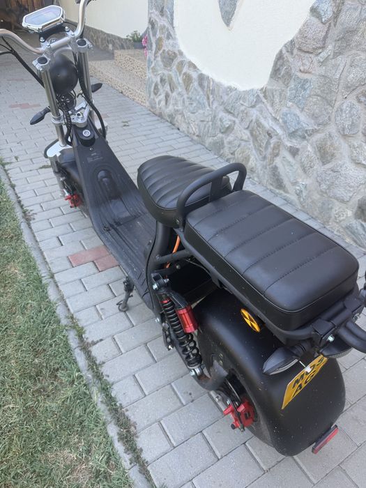 Vand scuter electric