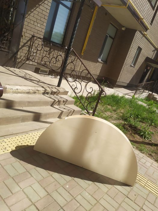 Жер үстелдер, азиатский столдар