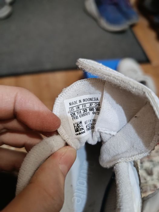 Детские кроссовки adidas
