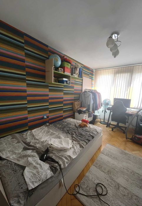 Дава се под наем Многостаен апартамент в Разград, Център - 100 кв.м за 147900 € - Снимка #10