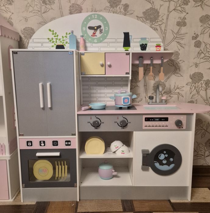 Кухня деревянная детская бу