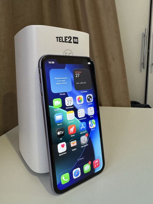 Продам 11 айфон в подарок модем 5g