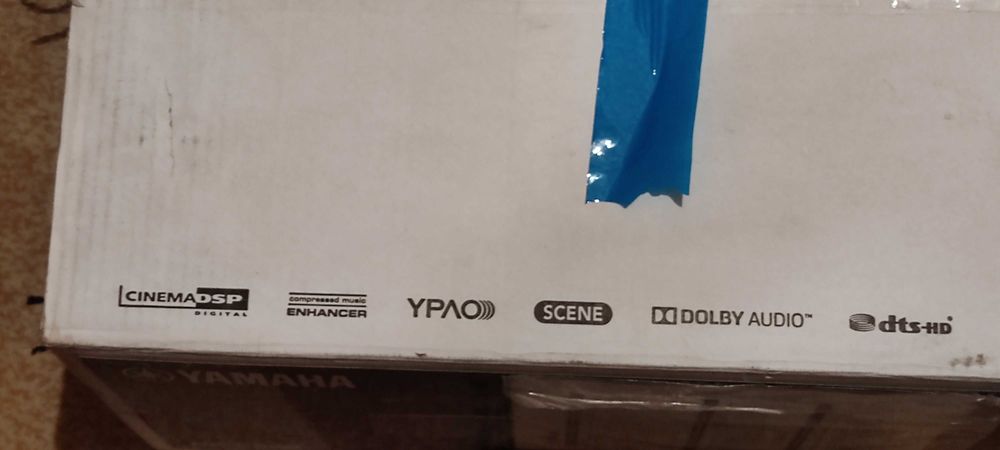 Ресивер YAMAHA RX-V385.