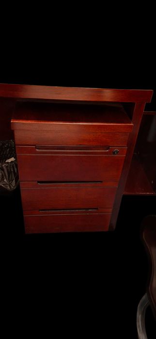 Casete – mobilier birou – pentru companie