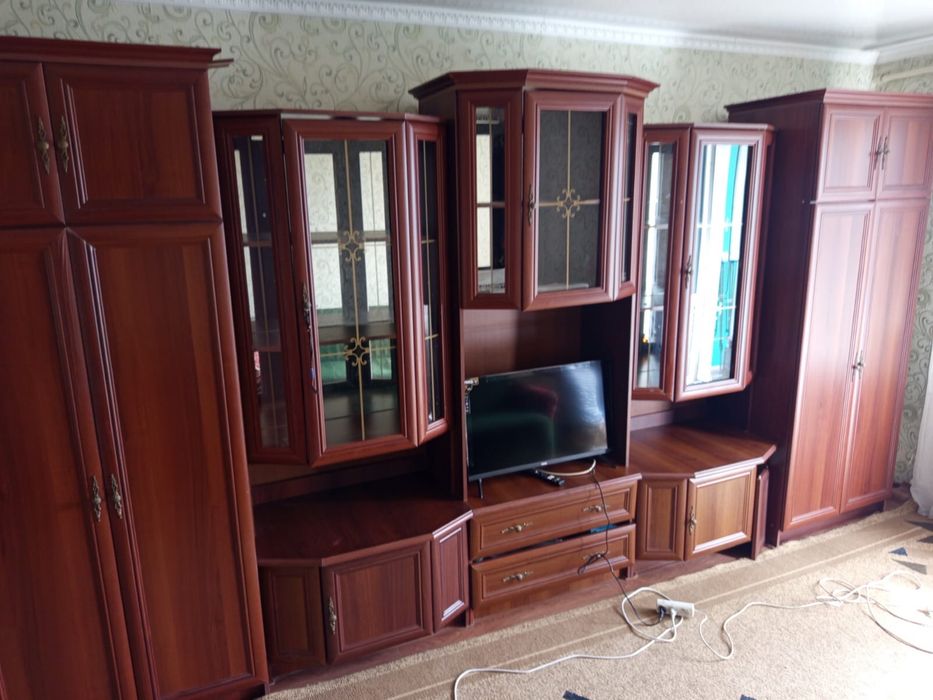 Продам стенку для гостинной