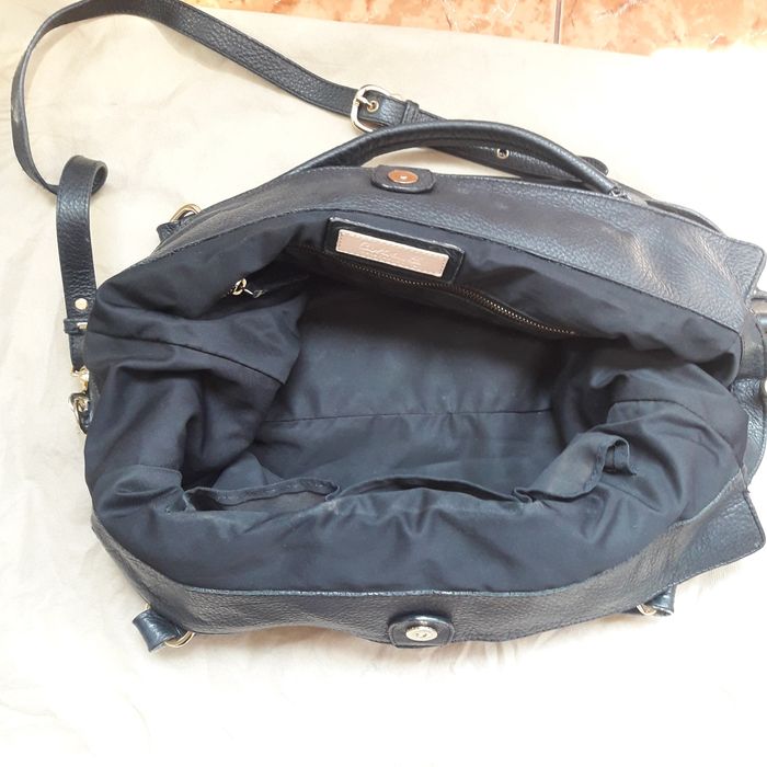 Poseta piele" CRISTHELEN B"-MASSIMO DUTTI,putin purtata decent.