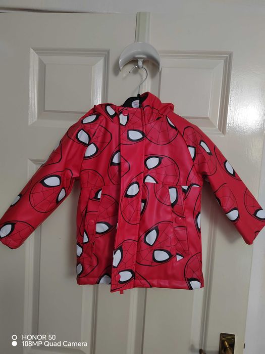 Spiderman / Marvel. Детски гумирани якенца с поларена подплата.