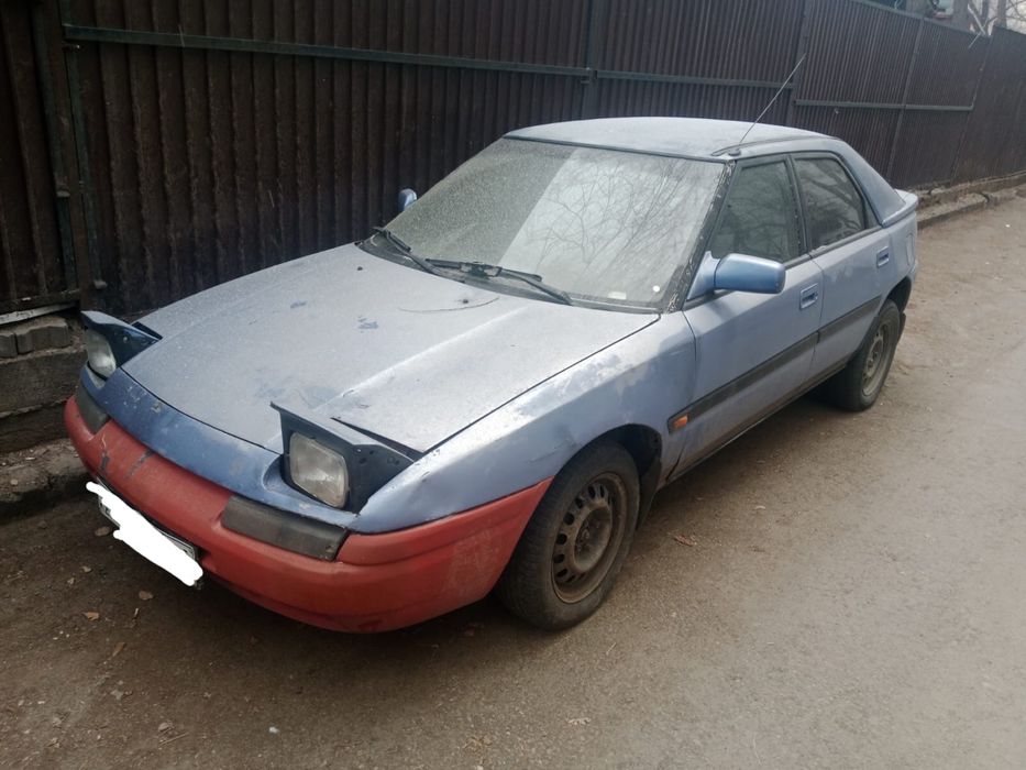 Mazda 323, 1991 г., 1.6 л, механика