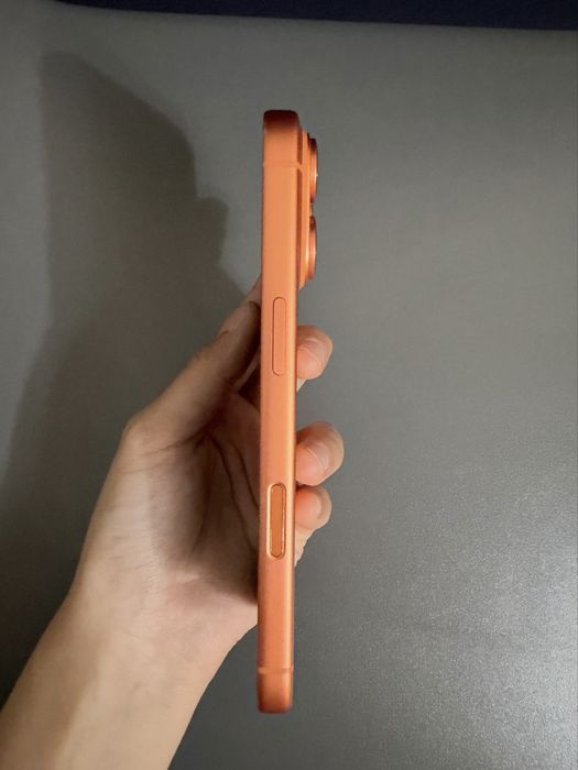 Продам Iphone 17 Pro