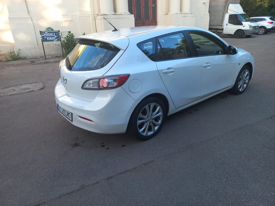 MAZDA 3 2011 — imagine 4