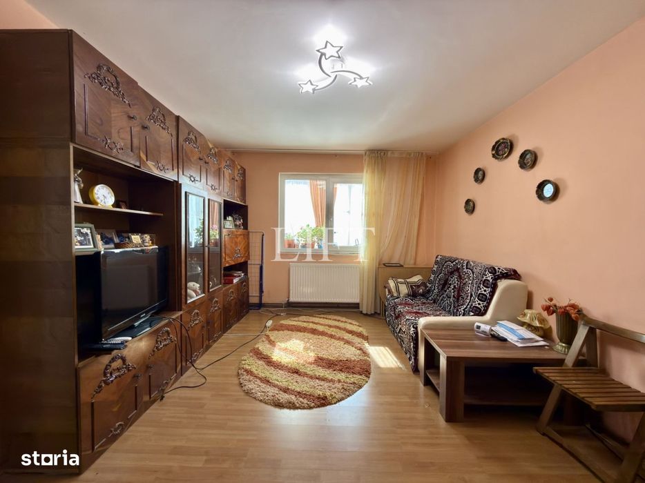 Apartament de 2 camere, 37mp, Zona Florilor - Astra